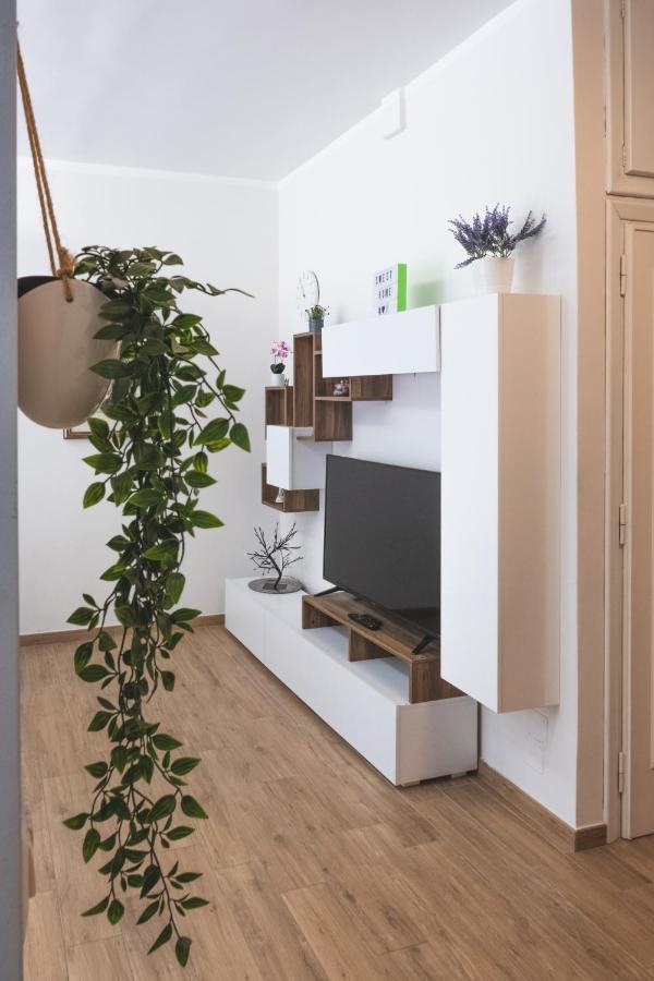 Apartment Cozy Flat With Terrace At Trastevere Train Station *