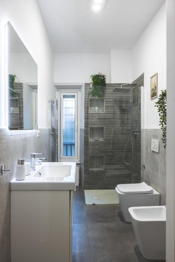Cozy Flat With Terrace At Trastevere Train Station Apartment *