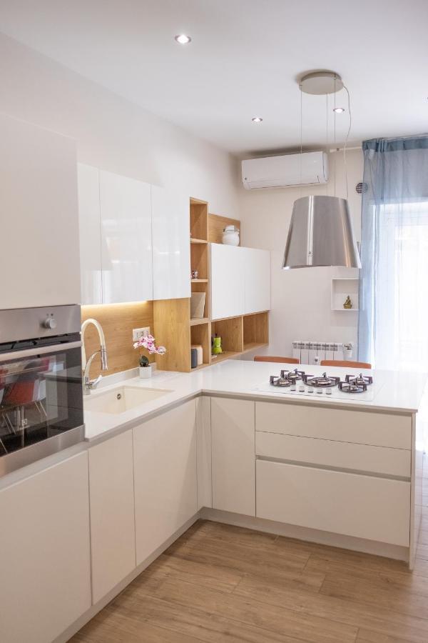 Apartment Cozy Flat With Terrace At Trastevere Train Station