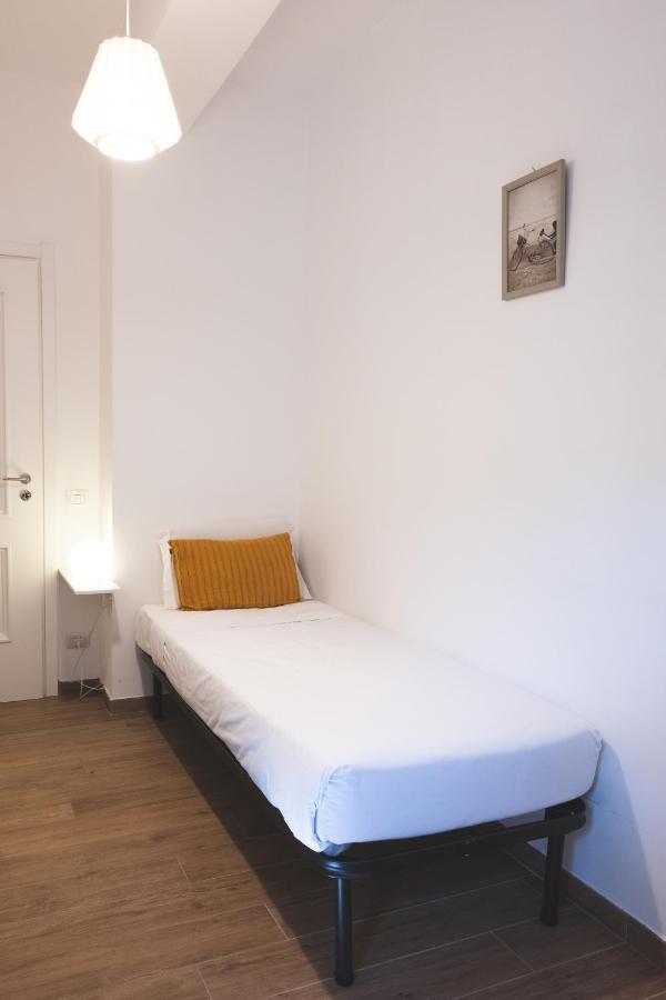 Apartment Cozy Flat With Terrace At Trastevere Train Station Rome