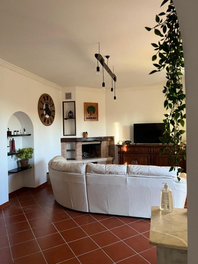 Fili Al Casale 1121 * Rome