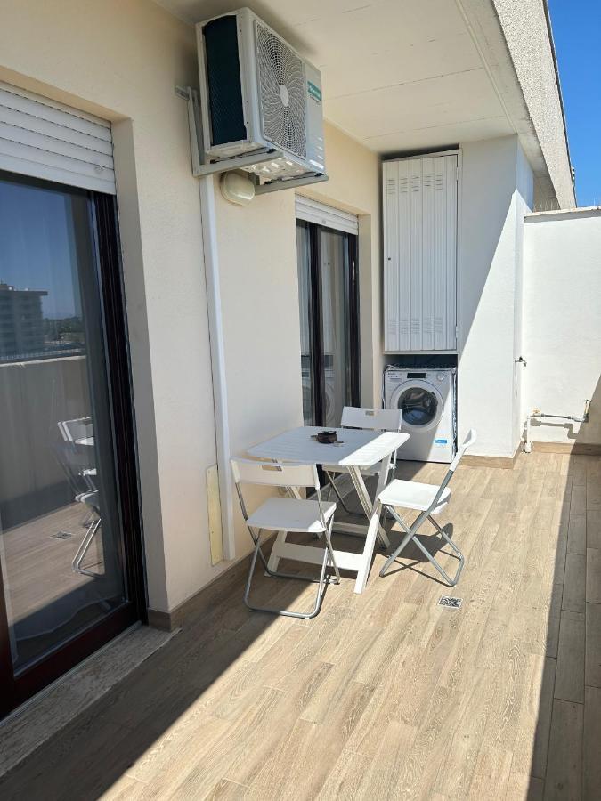 Red Sky - Porta Di By Ghor Apartment