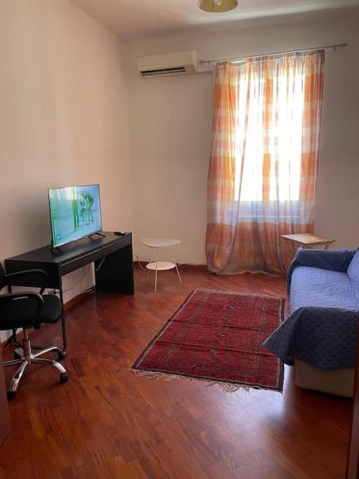 Apartment Flat In Furio Camillo