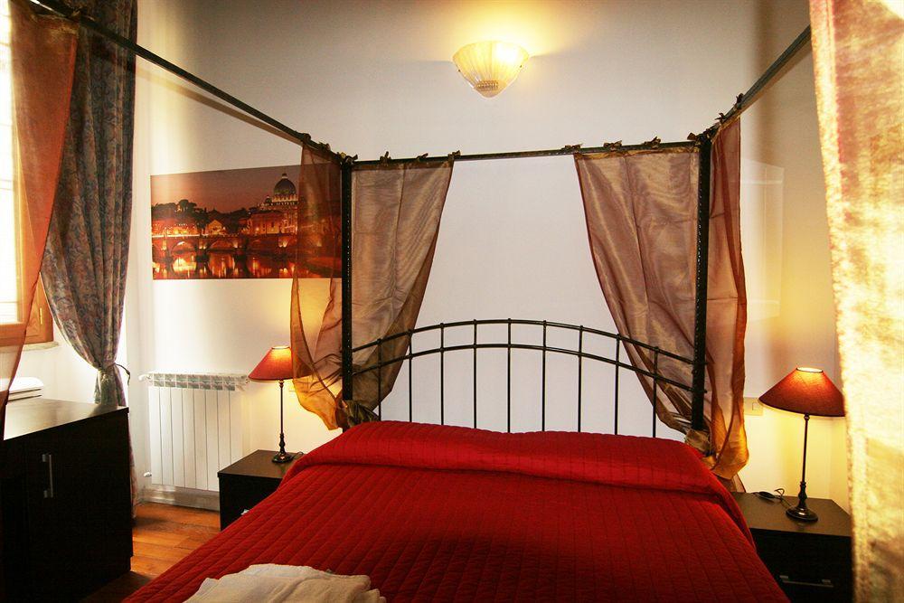 Tolentino 3* Rome