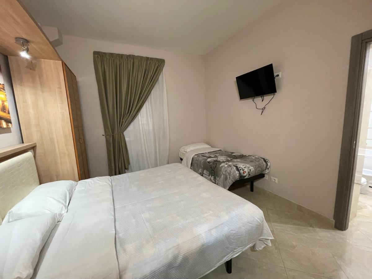Bed & Breakfast Ambasada Roma