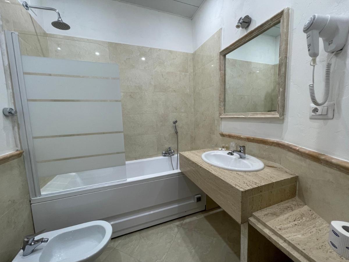 Ambasada Bed & Breakfast Roma