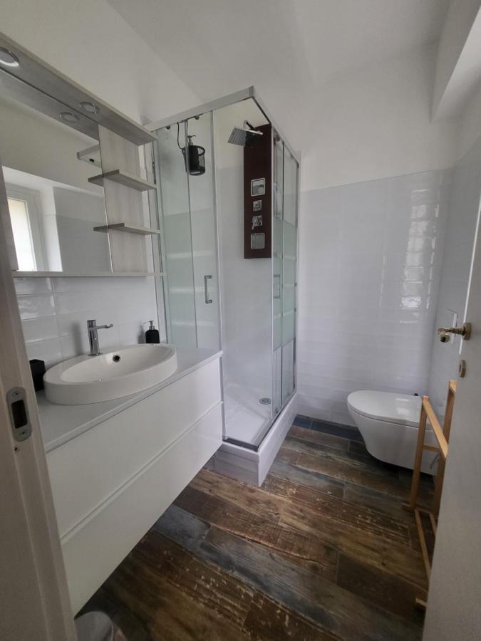 Teverone Guest house *