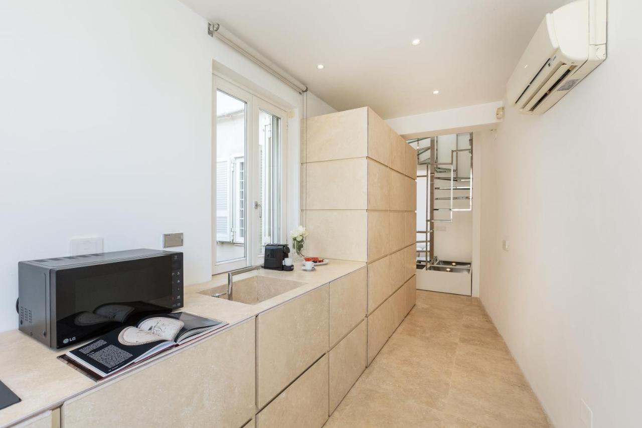 Amazing 3 Levels Penthouse Piazza Venezia * Roma
