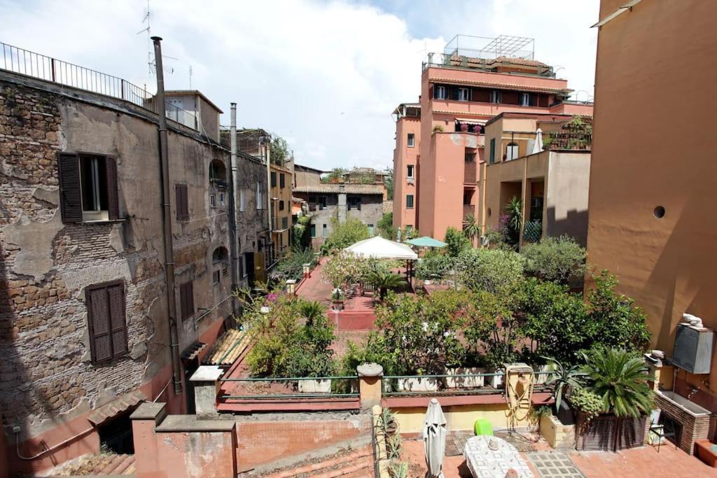 Apartment Scarpetta32 - Your In Trastevere *