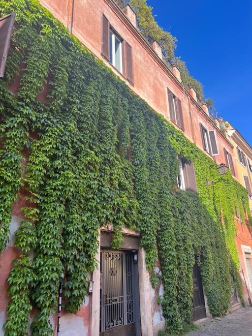 Scarpetta32 - Your In Trastevere Apartment *