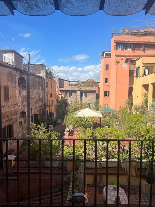 Scarpetta32 - Your In Trastevere Apartment