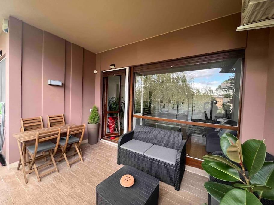 Moderno Bilocale Con Terrazzo