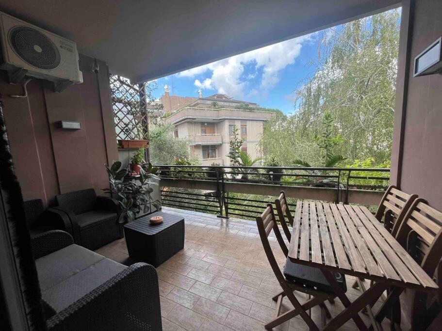 Moderno Bilocale Con Terrazzo Rome
