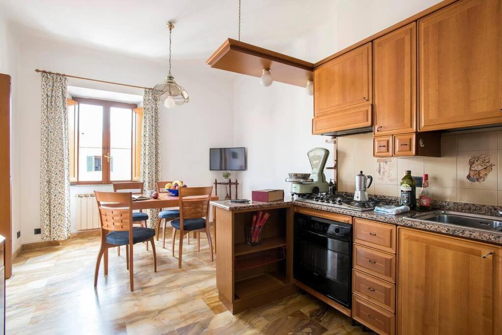 Apartment Giudy's House