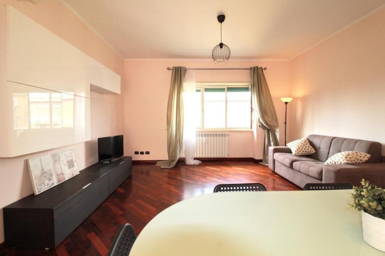 Apartment Via Gentiloni,40 Metro Jonio Rome