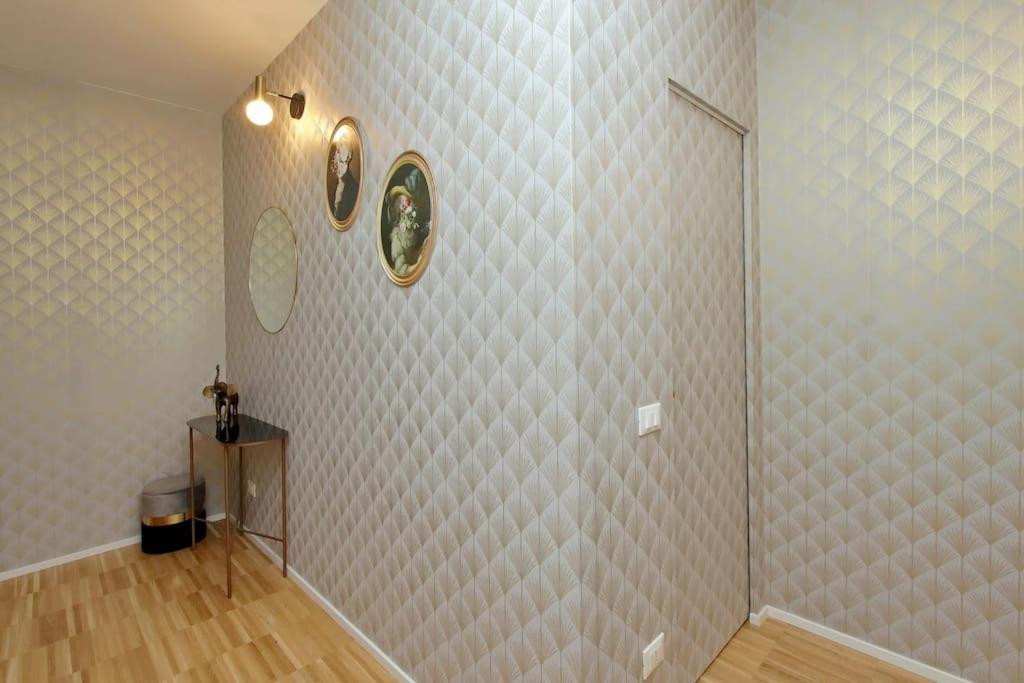Ych Trilocale Finemente Arredato Vicino Metro Apartment *