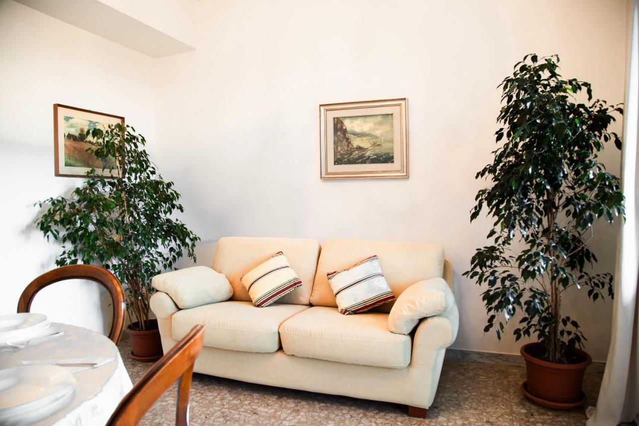 Aurelia Loris House Holiday home