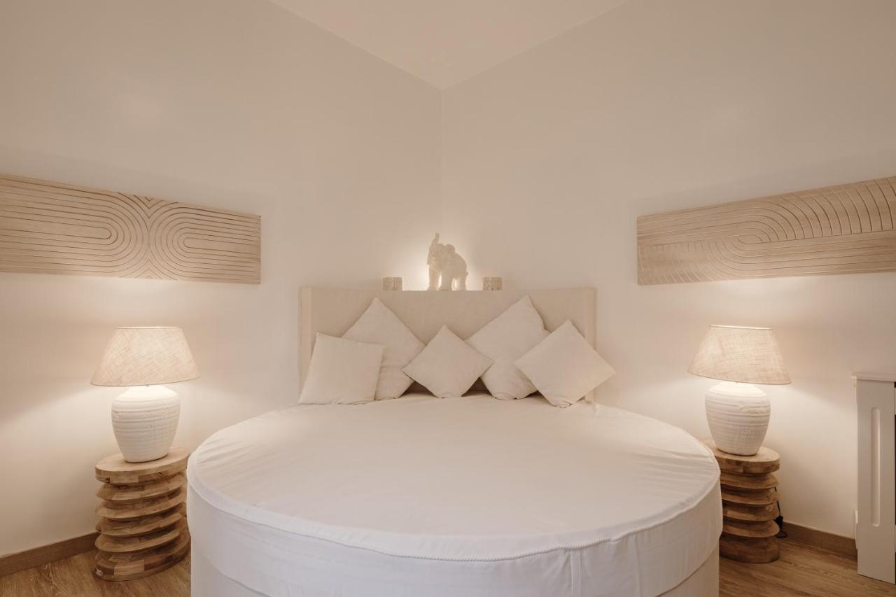Vatican Borgo Pio Luxury Apartment