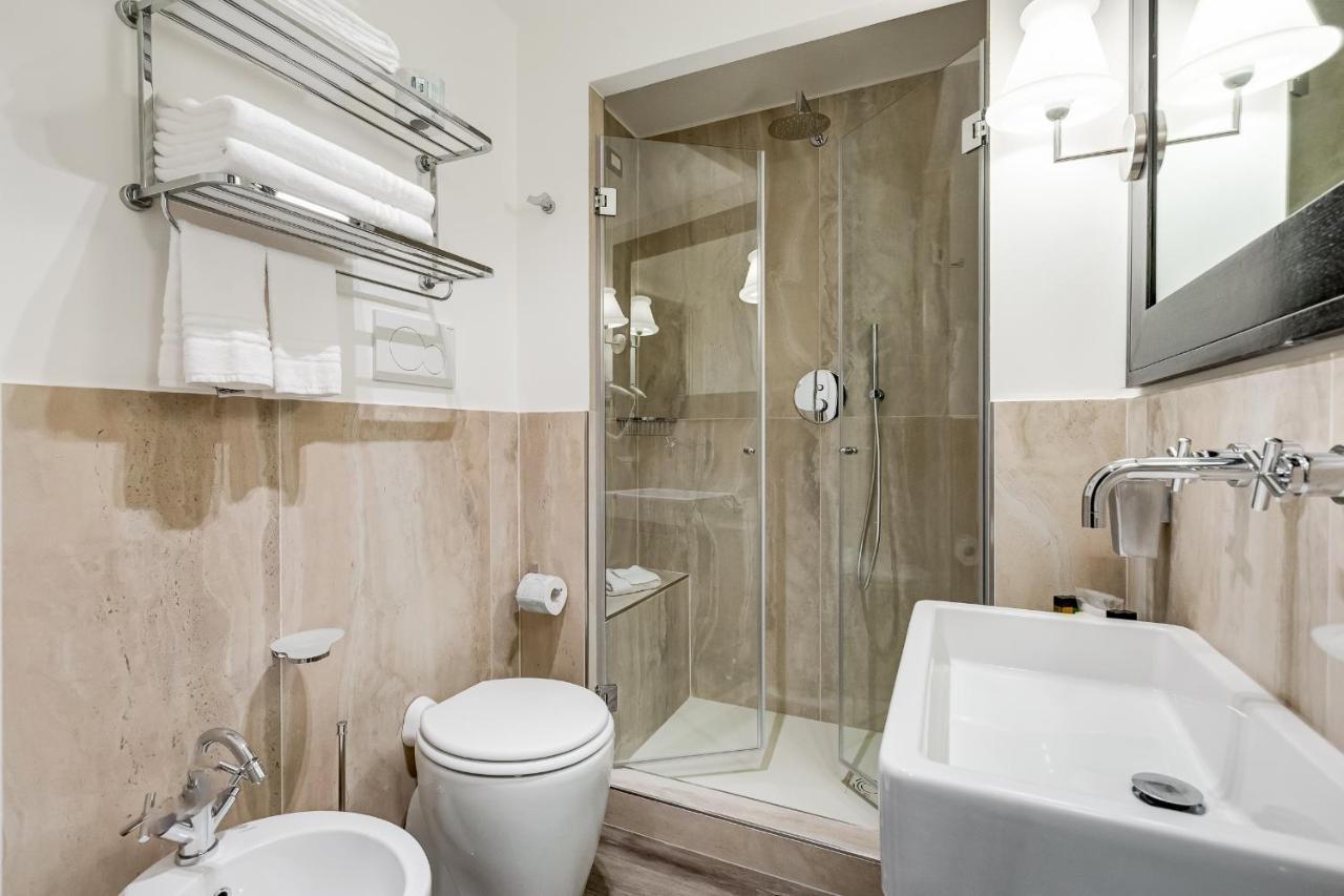 Guest house Residenza A -via Veneto Fashion -self Check-in Rome