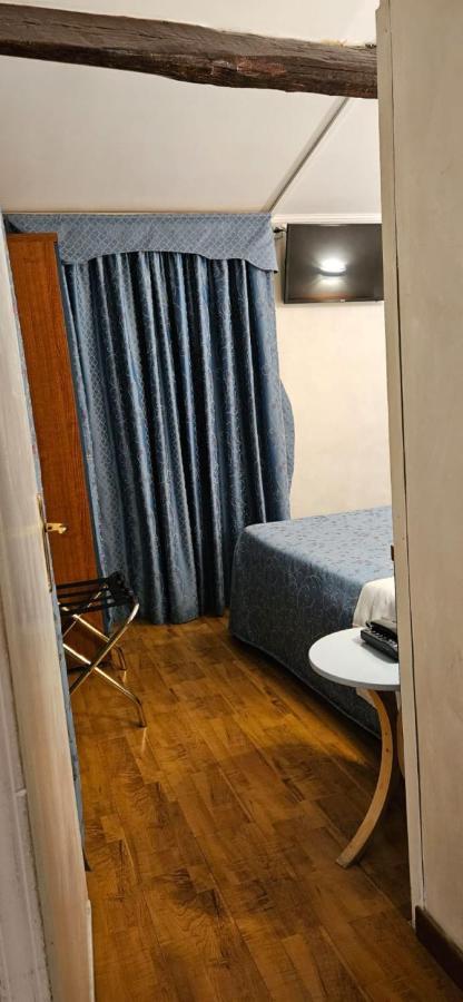 Julia 3* Rome