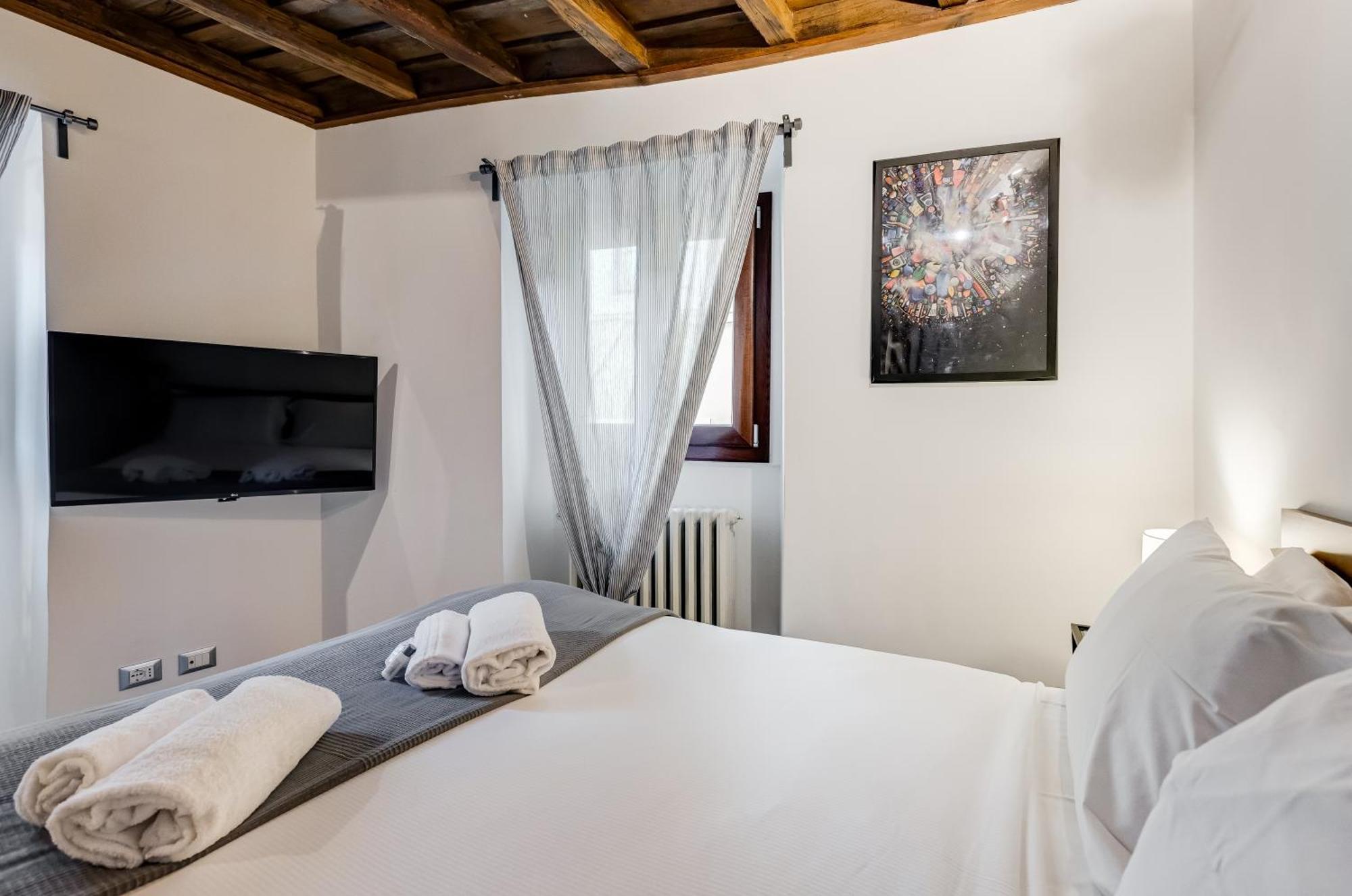 Chiavari Apartment Rome