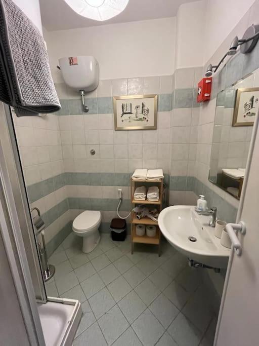 Spazioso 10 Min A Piedi Dal Vaticano E Metro Apartment Rome