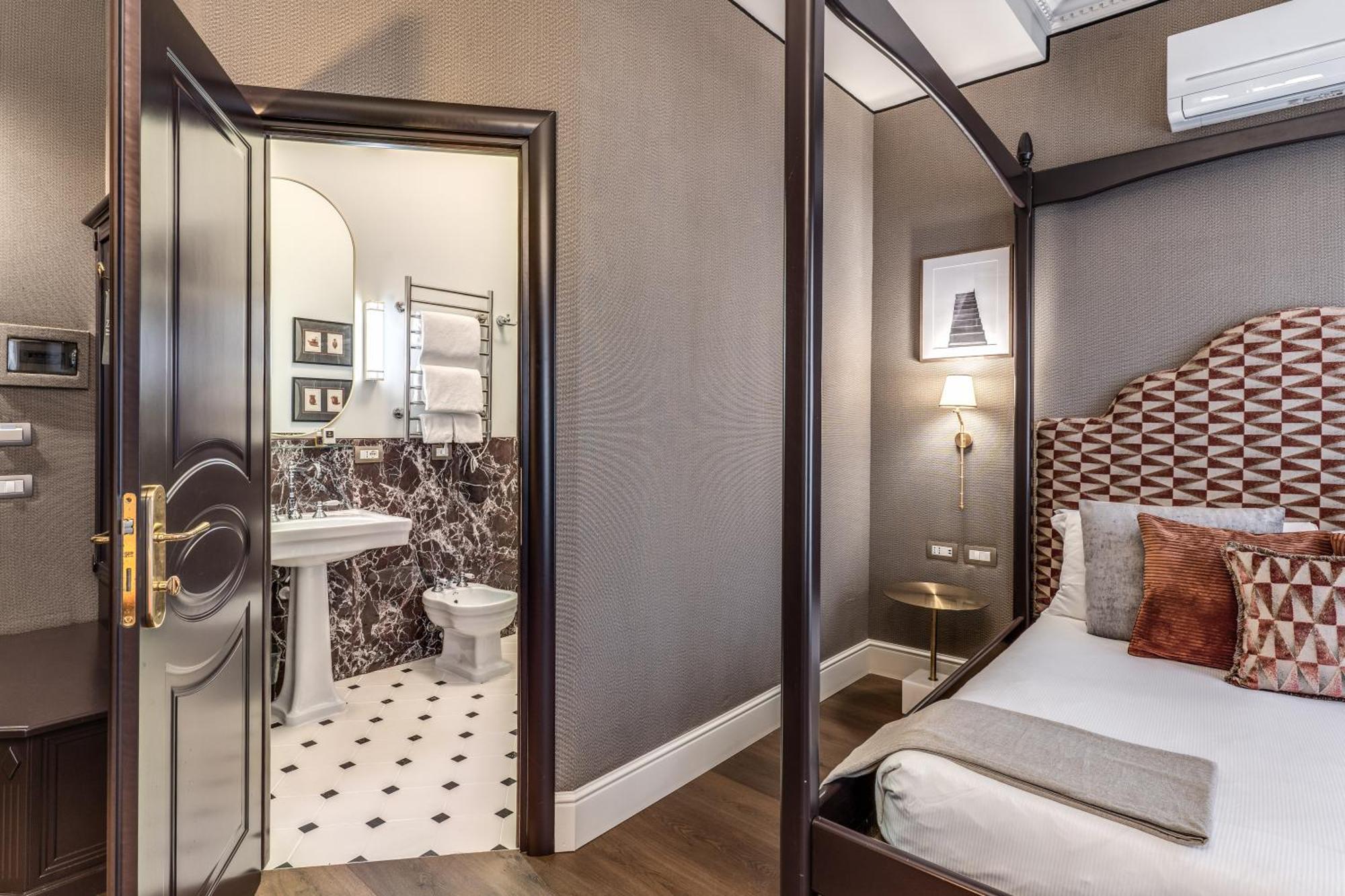 Antica Residenza Del Corso Guest house