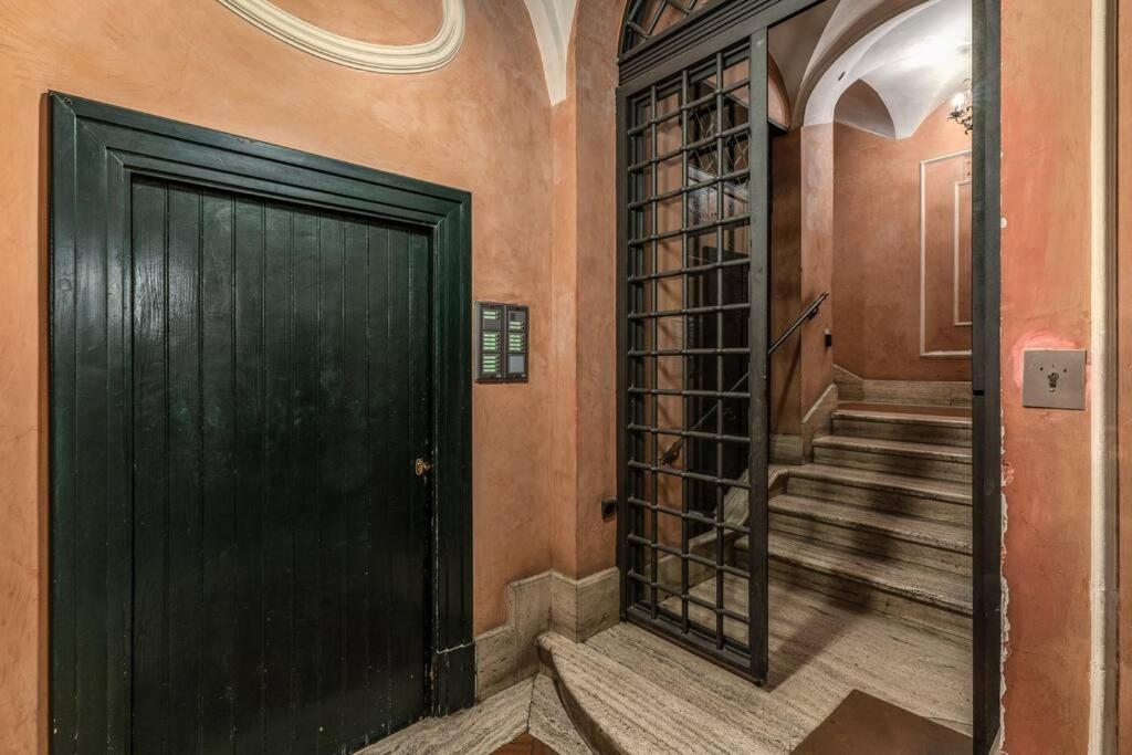 Domus Mondrian Luxury House Rome