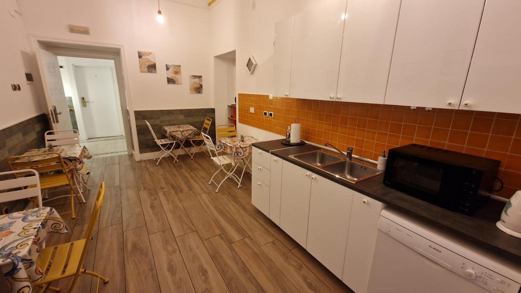 Guest house 4rooms In