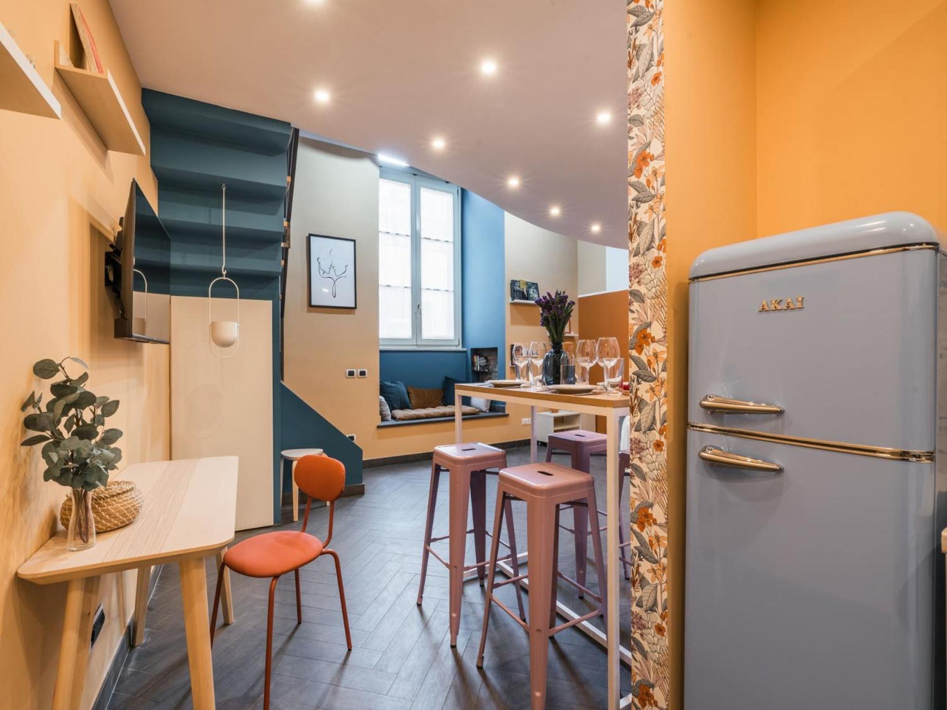 The Rent - Colorful Loft In Trastevere Area Apartment