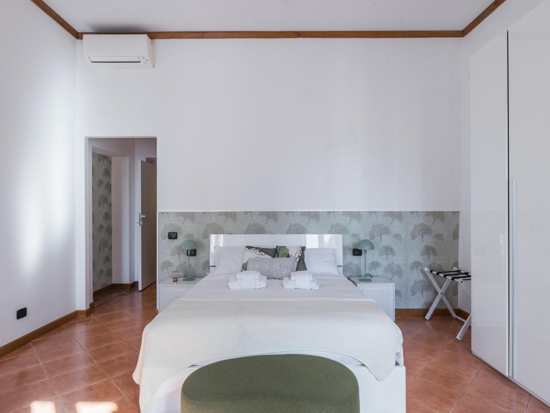 The Rent - Four-room A Few Steps From The Trevi Fountain * Roma