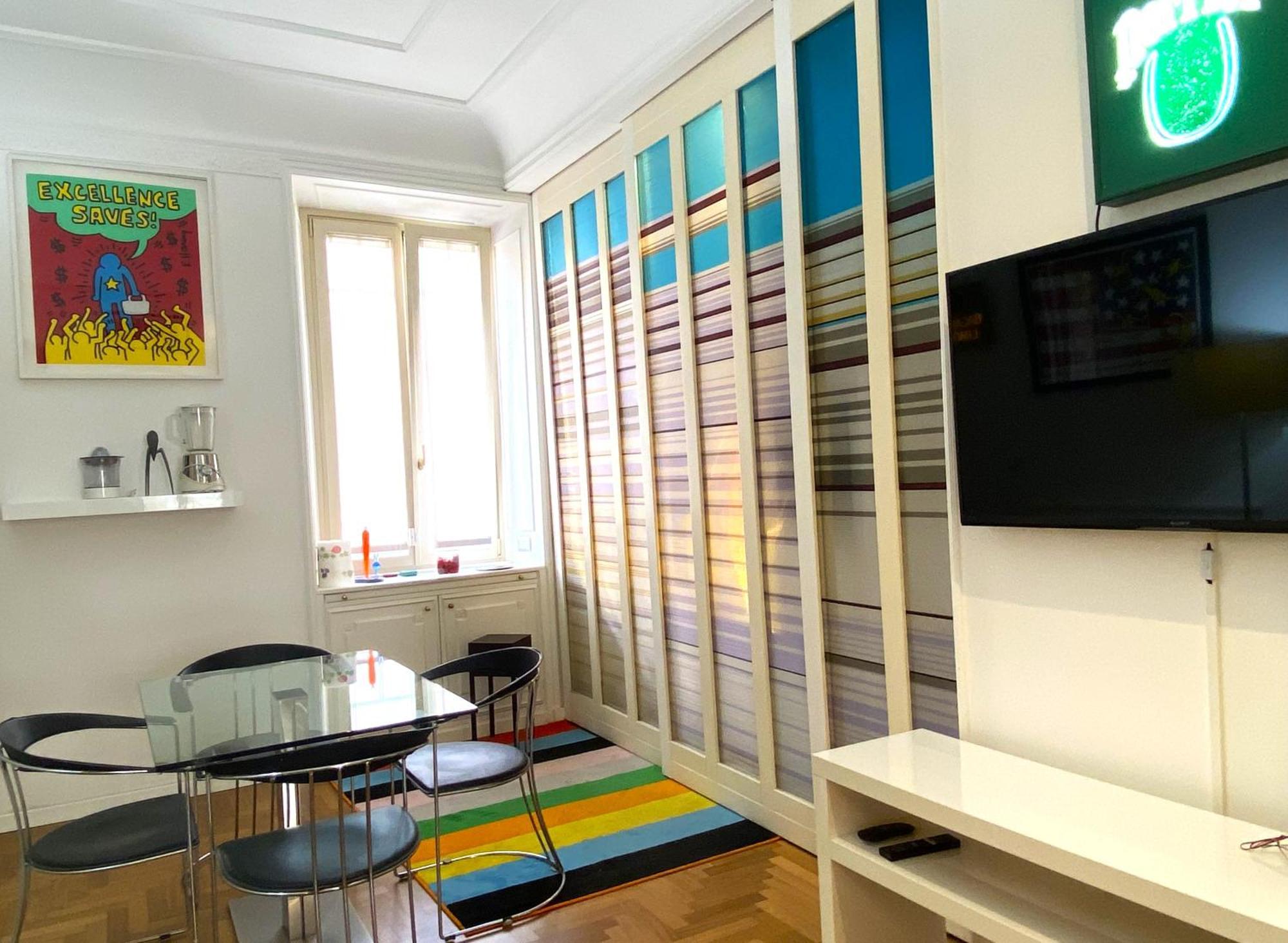 Vatican Modern Art Apartment *