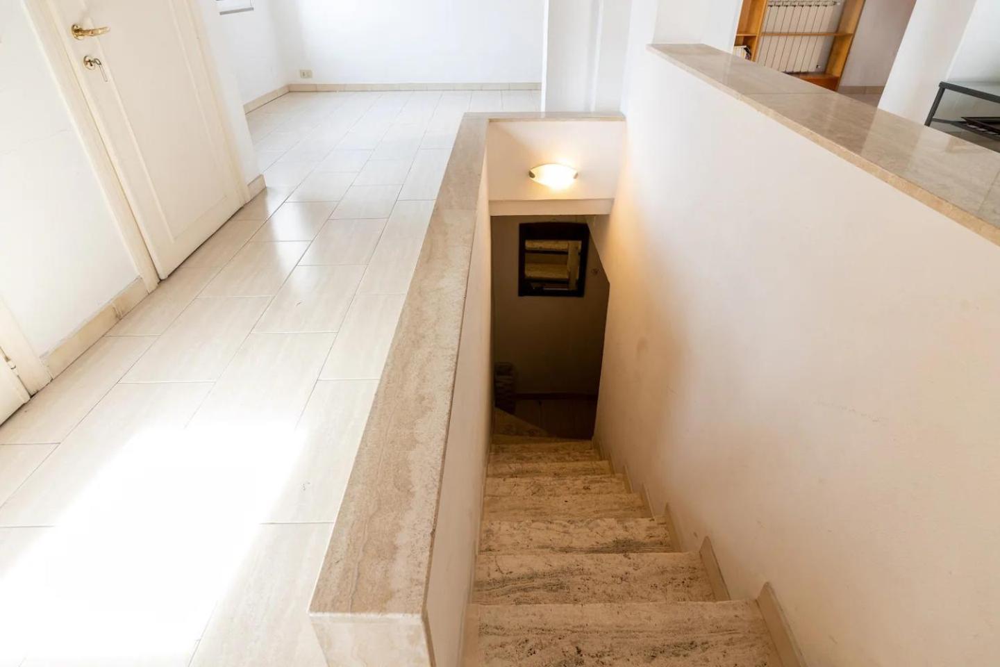 15 Min From Piazza Venezia Skyline Sanctuary In Trastevere Apartment *