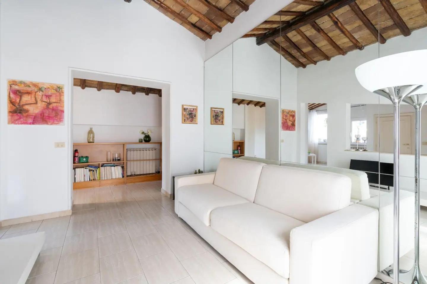 15 Min From Piazza Venezia Skyline Sanctuary In Trastevere Apartment