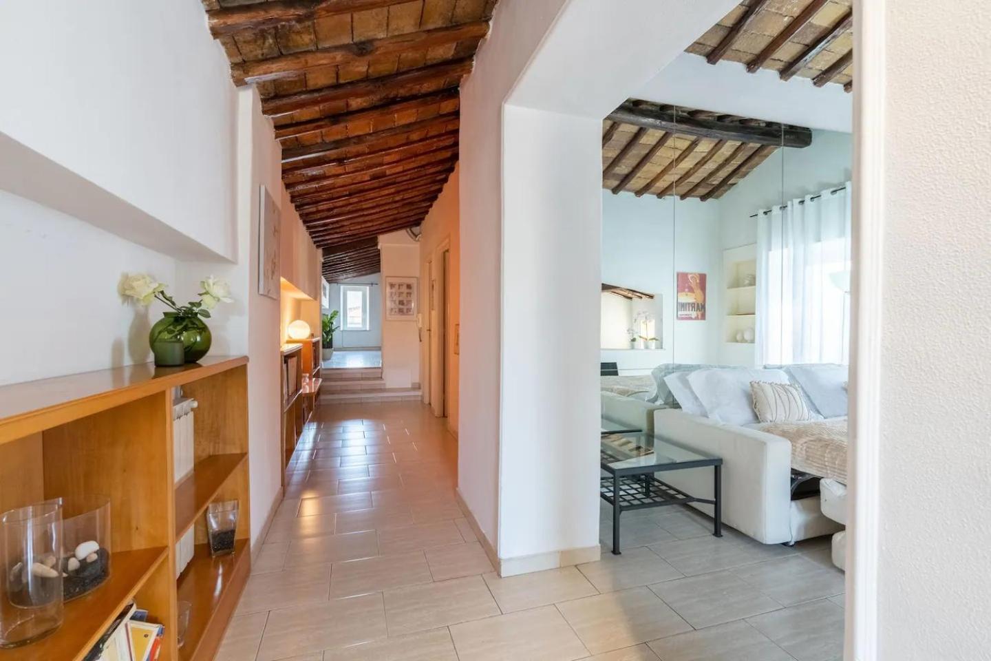15 Min From Piazza Venezia Skyline Sanctuary In Trastevere Apartment *