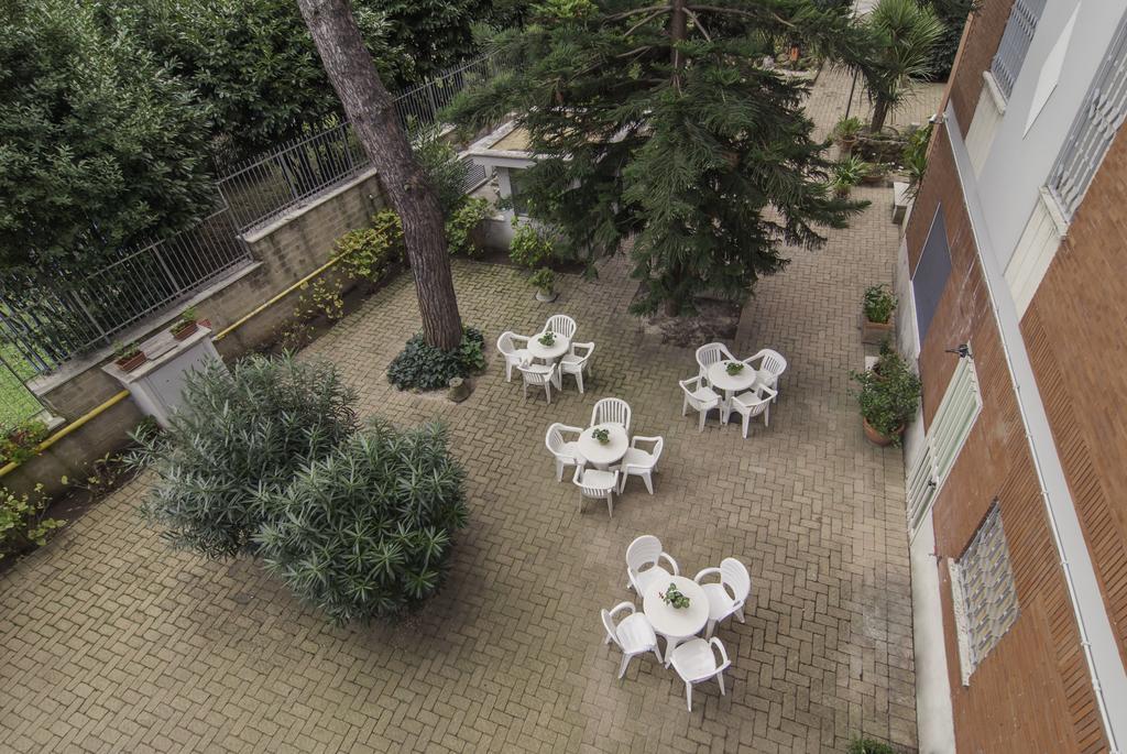 Guest house Letizia - Casa Per Ferie 3*