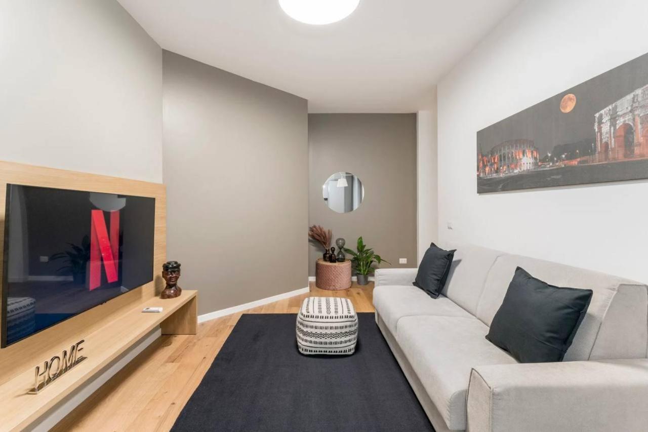 Cavallini Flat, Historic Center Of Apartment Rome