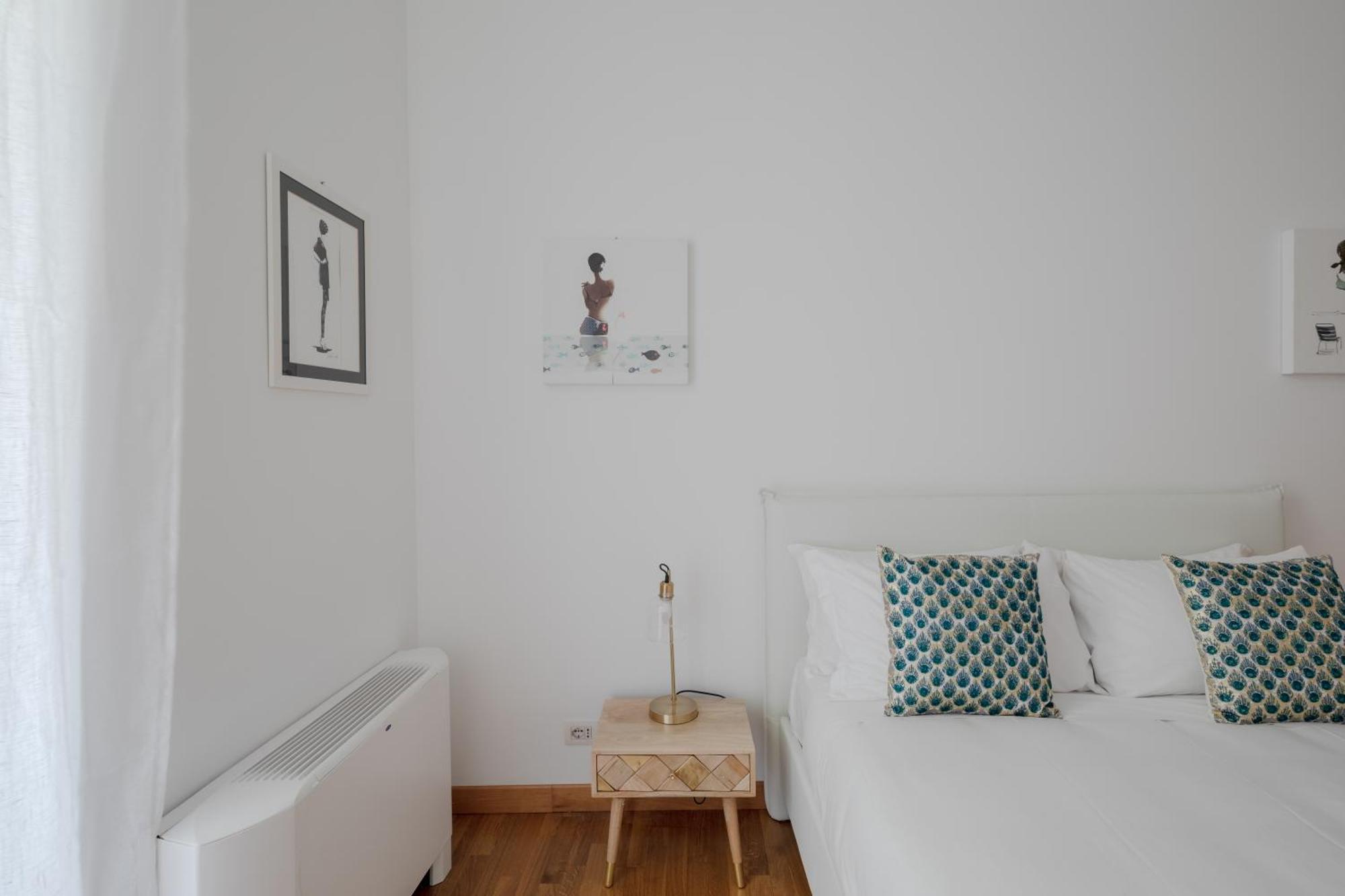 Elegant With Patio At Piazza Navona Apartment Rome