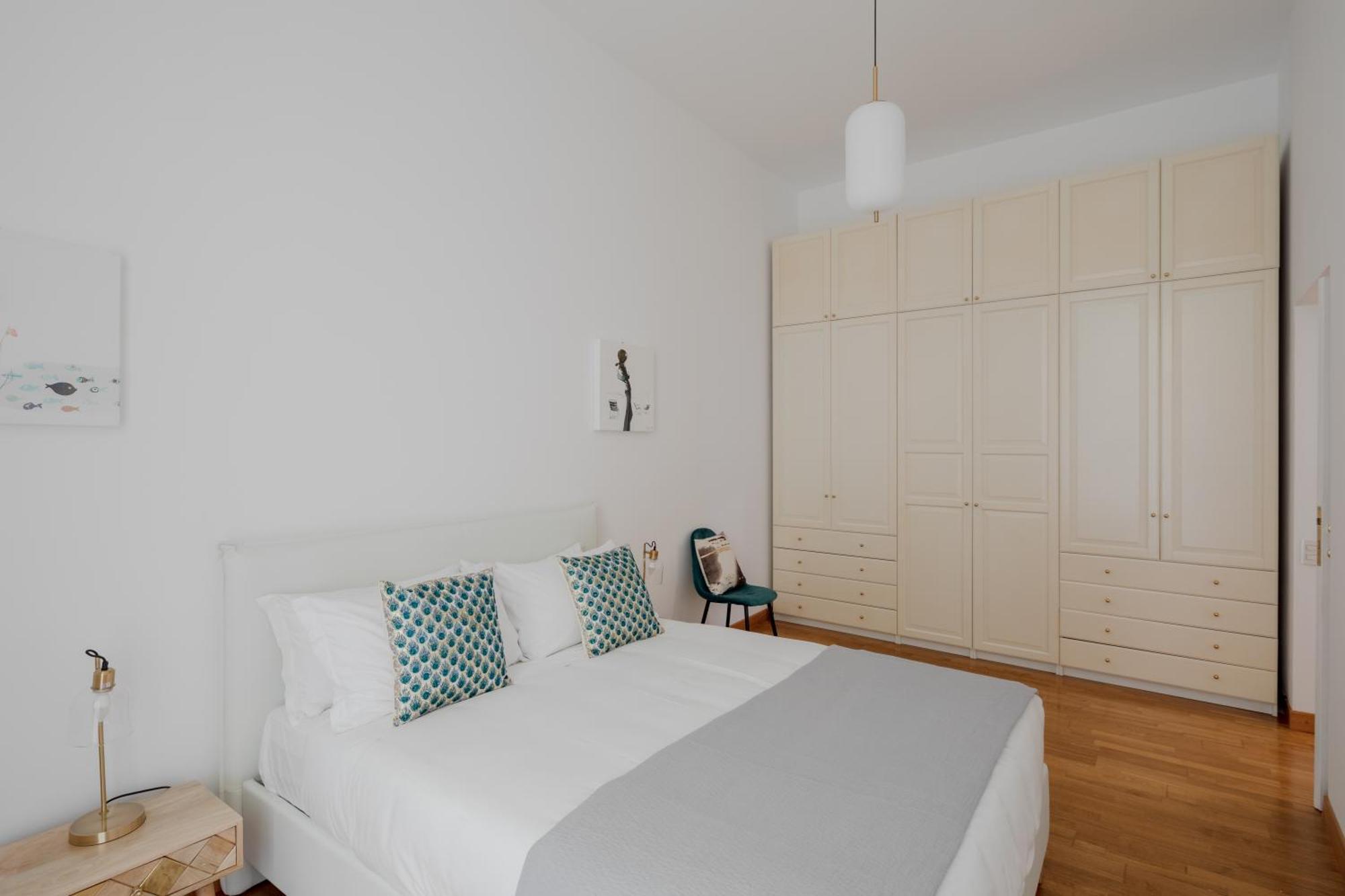 Elegant With Patio At Piazza Navona Apartment Rome