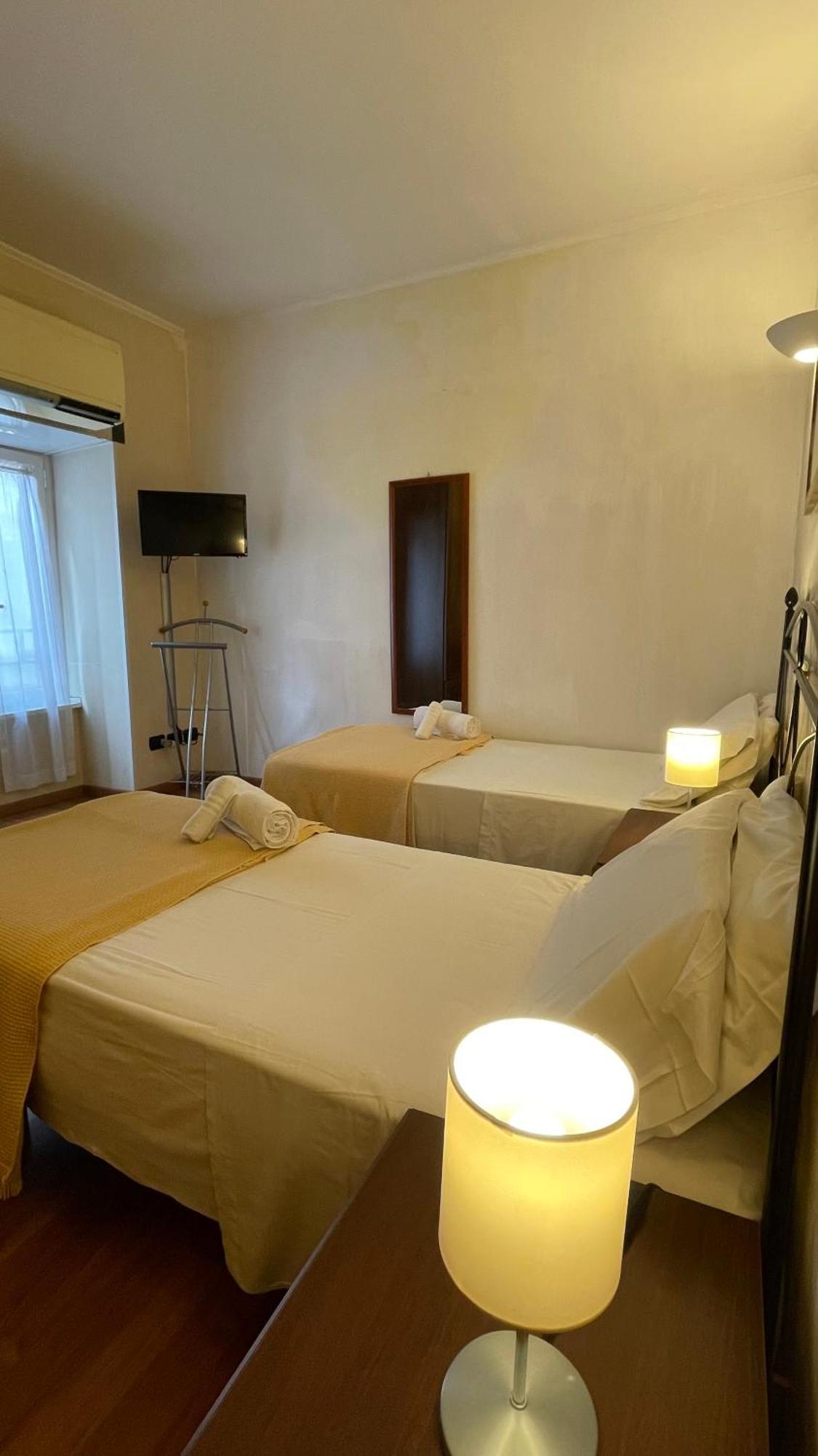 Holiday Suite Roma Appartamento *