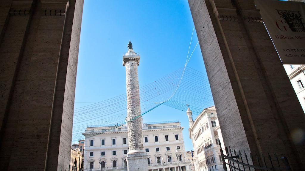 Rental In Rome Trevi Fouintain View Apartment