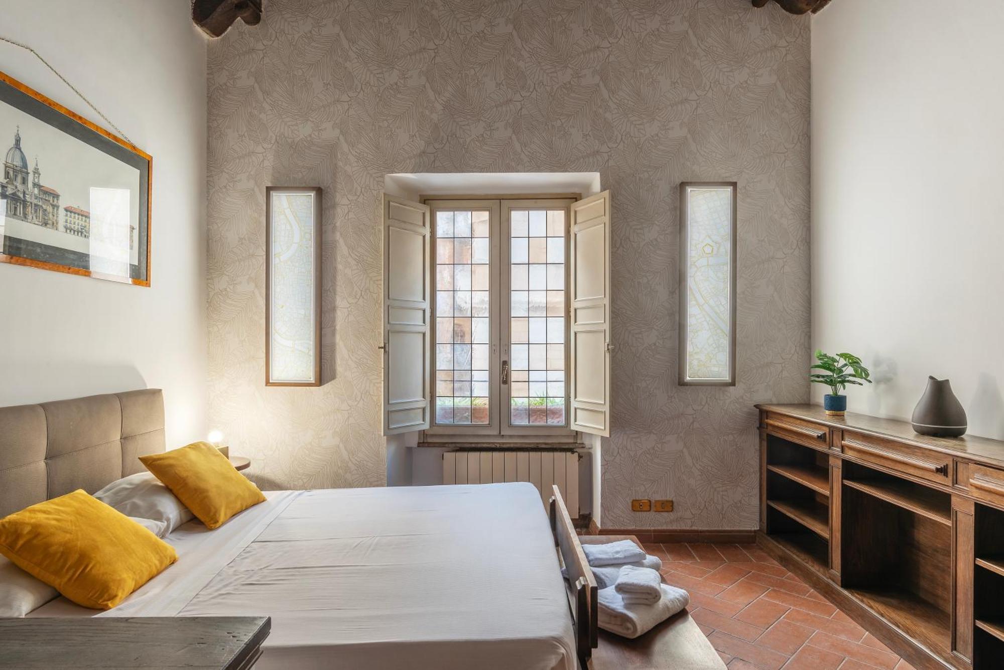 Historical Loft At Campo De Fiori Rome
