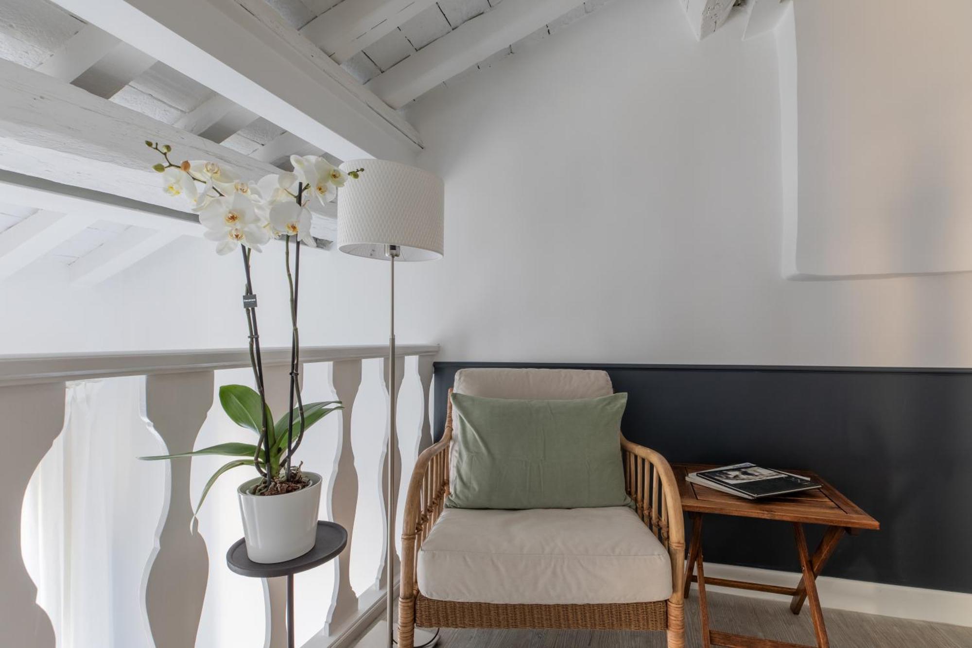 Iflat Historic Flat In Campo De Fiori Apartment Rome