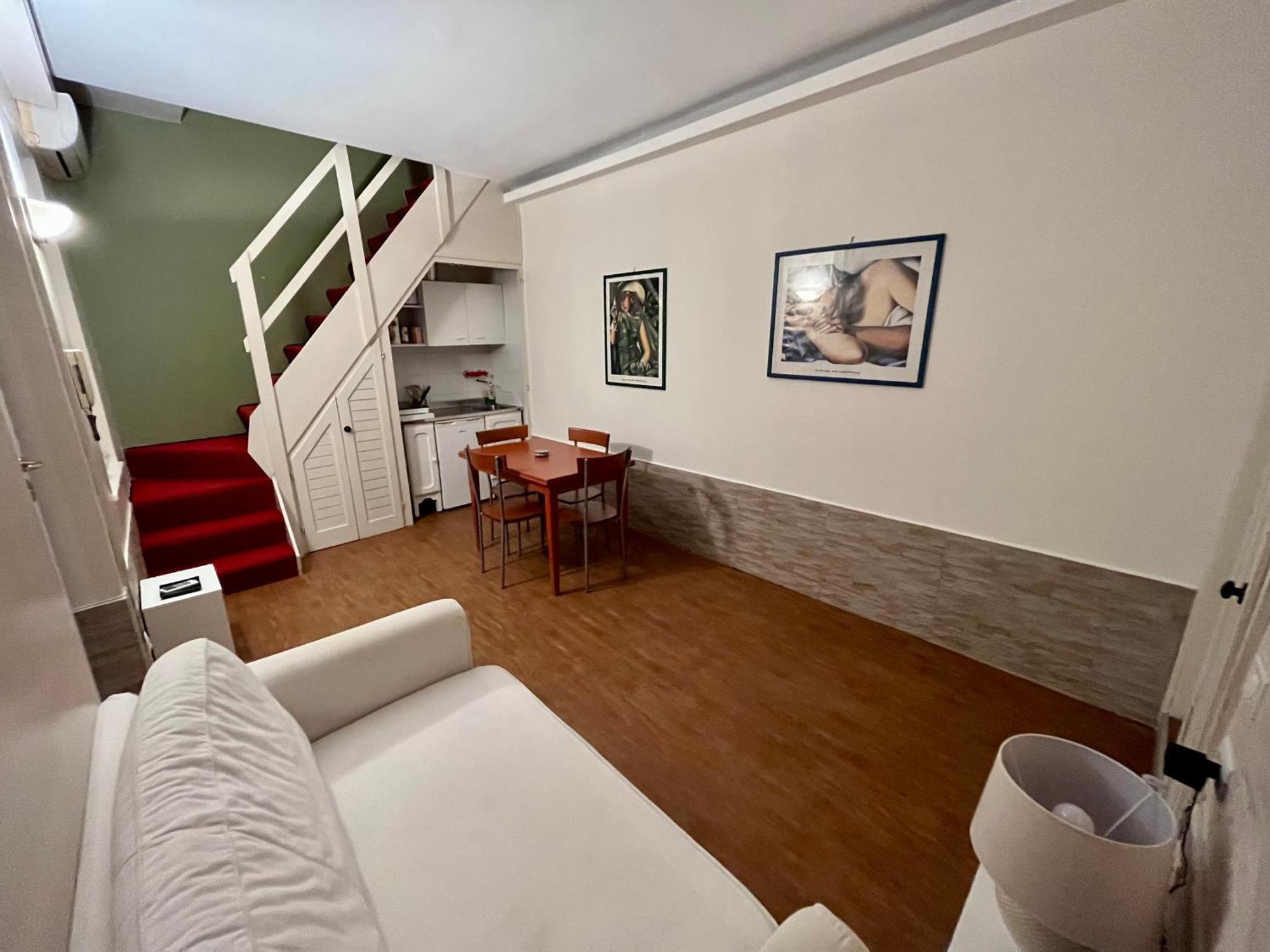 Lupa Urban Loft Apartment