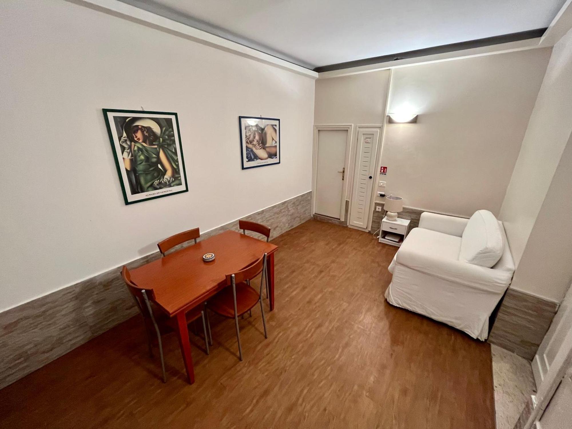 Lupa Urban Loft Apartment