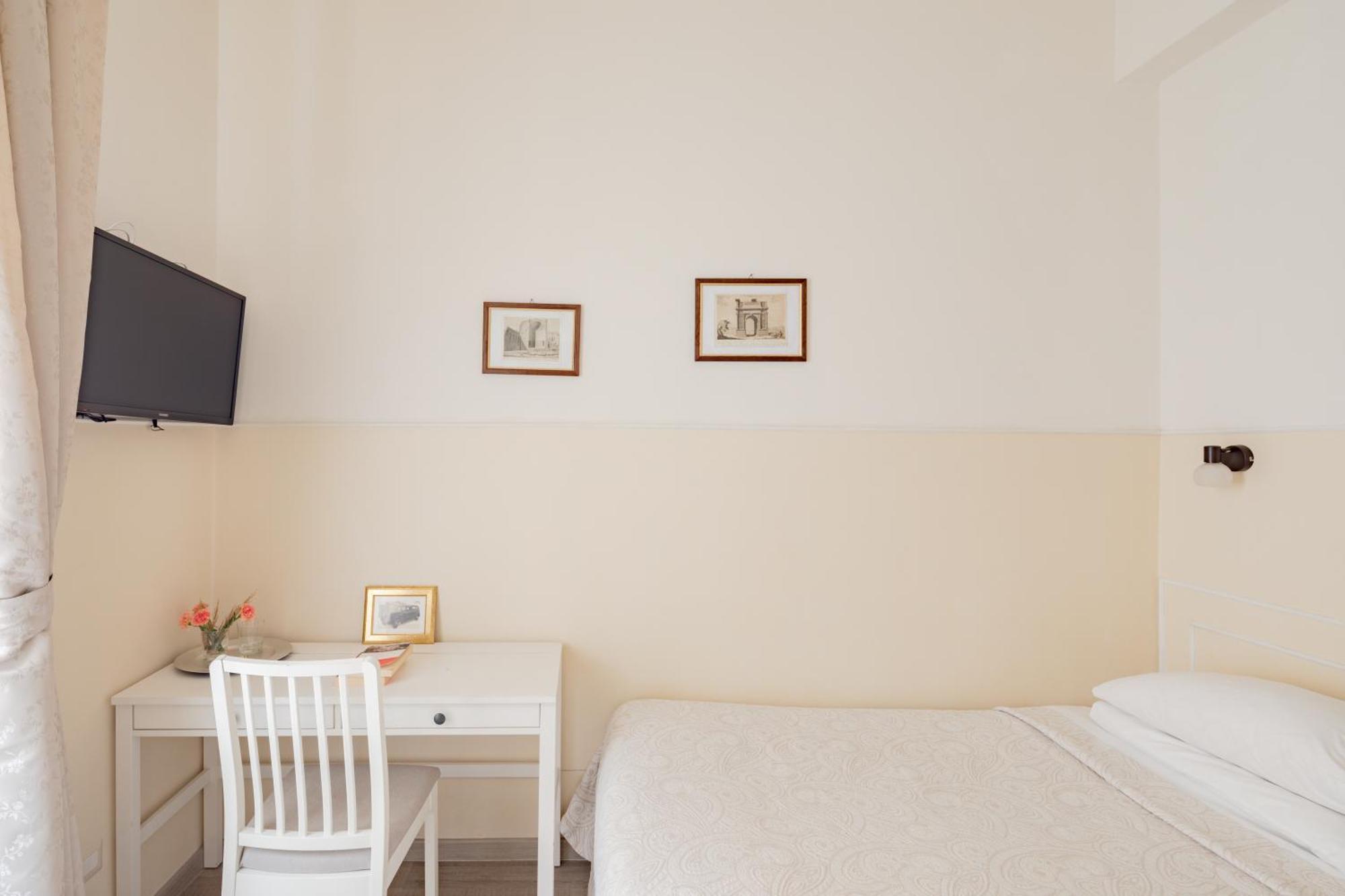 Bed & Breakfast Dante's In Vaticano 2