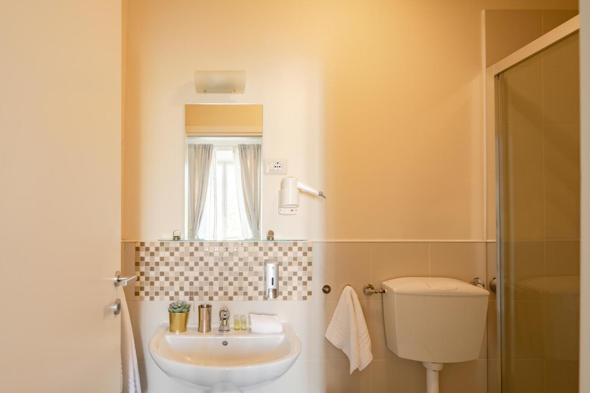 Dante's In Vaticano 2 Bed & Breakfast