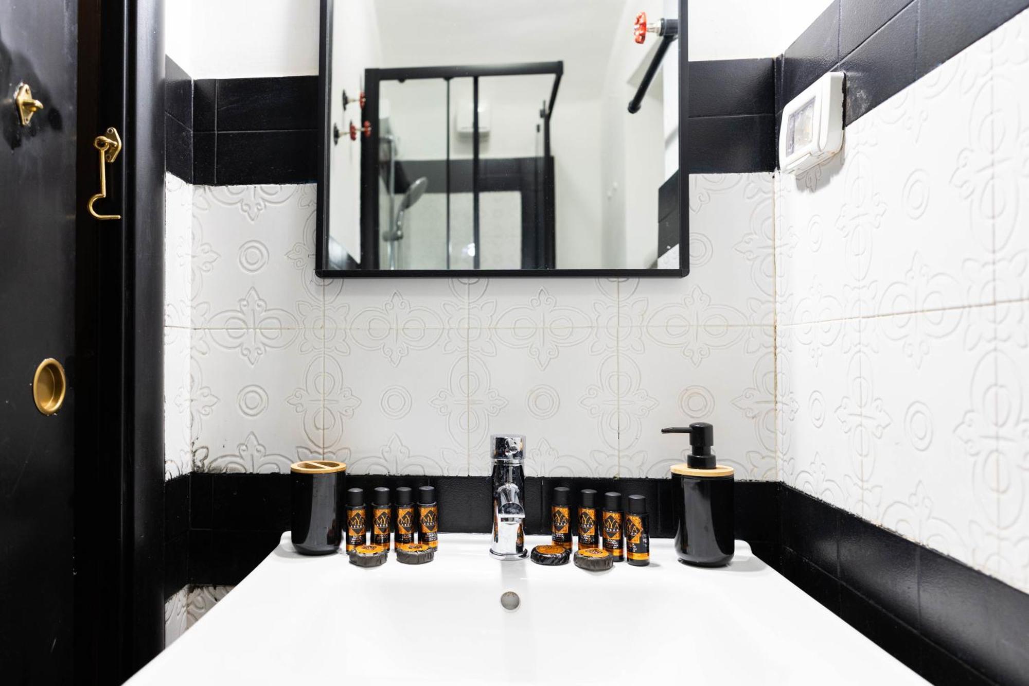 Domus Laura Rione Monti Apartment *