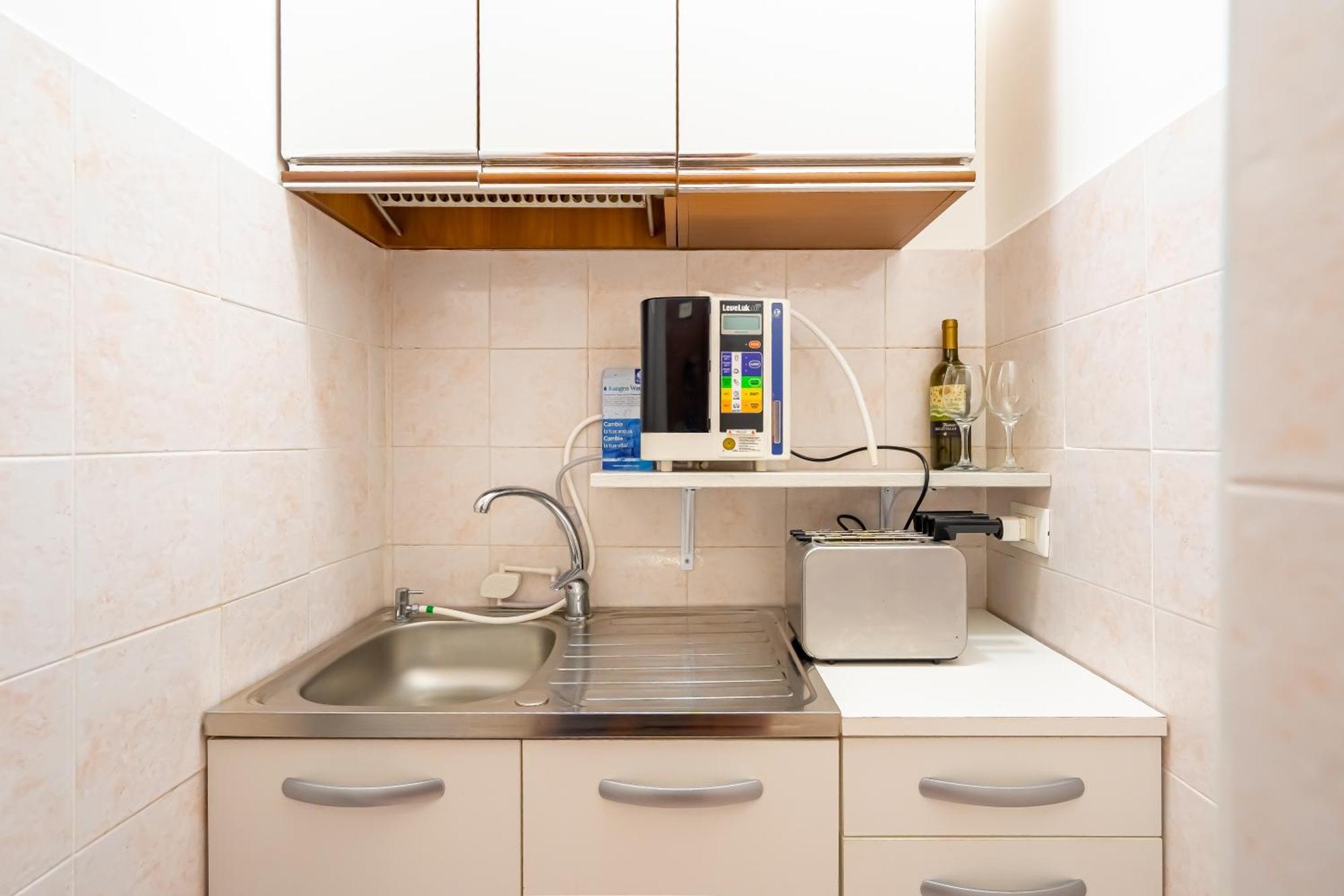 Guest house Booking