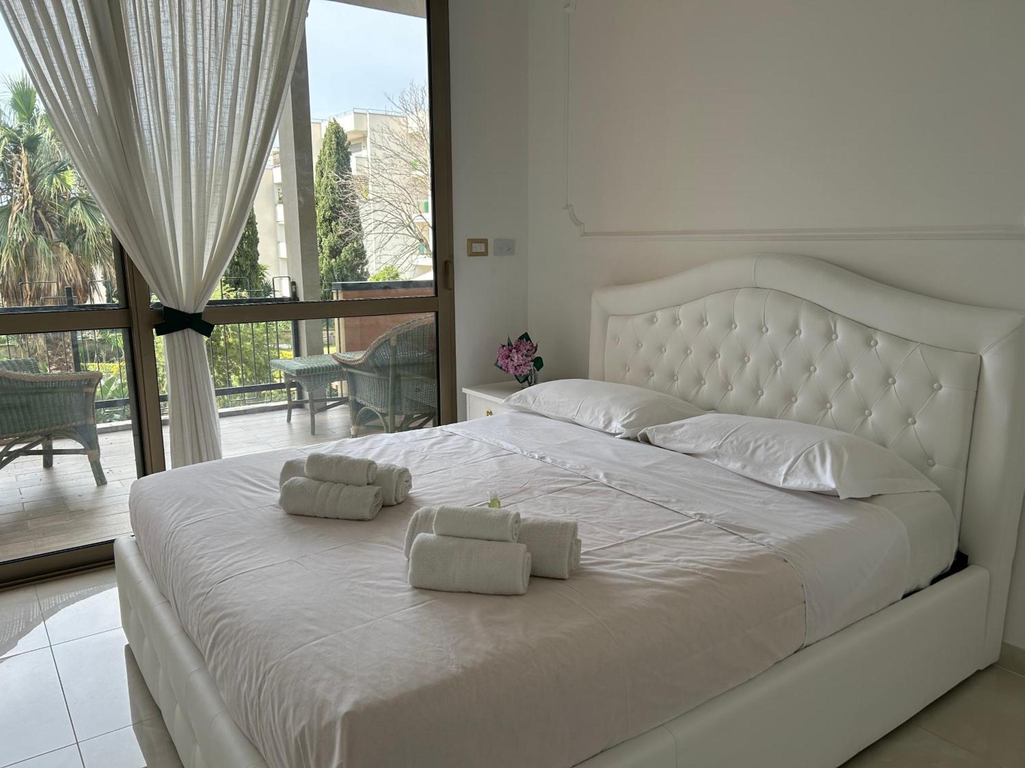 Apartment House - Parco Tirreno By Ohana Rome